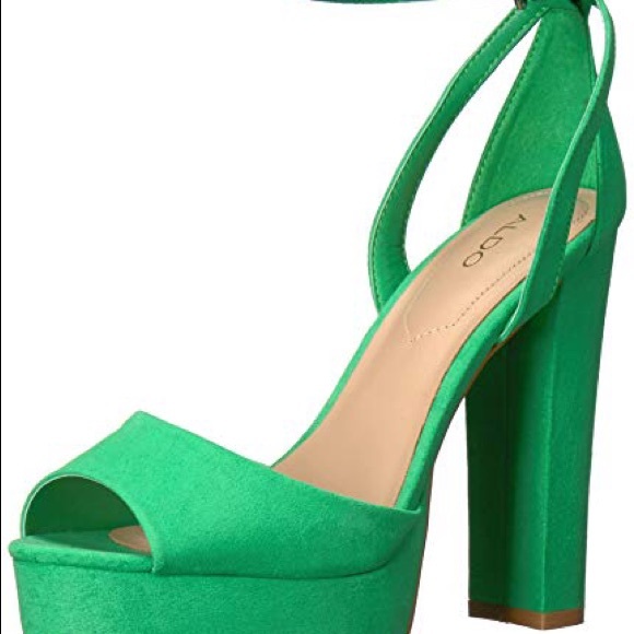 Green Olivarra sandals brand new! - Picture 2 of 4